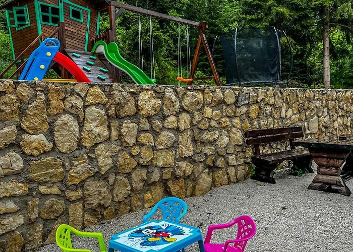 Basic Medo Sauna & Jacuzzi * Vlasic